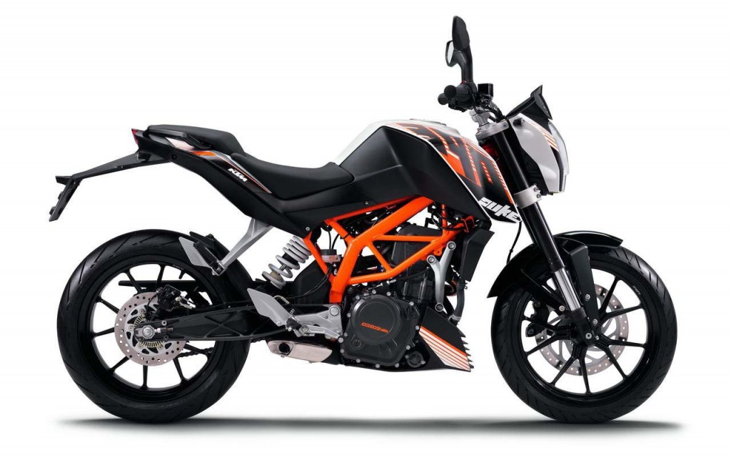 KTM Duke 390 Rent in Mumbai